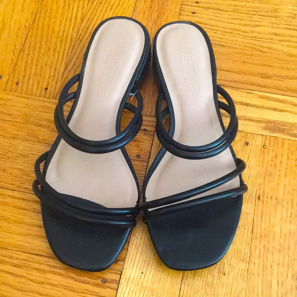 Cushionaire memory foam black strappy sandals  NWB